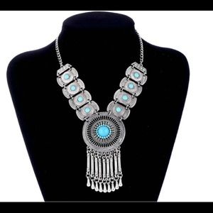 💕Gypsy nature stone tassel set